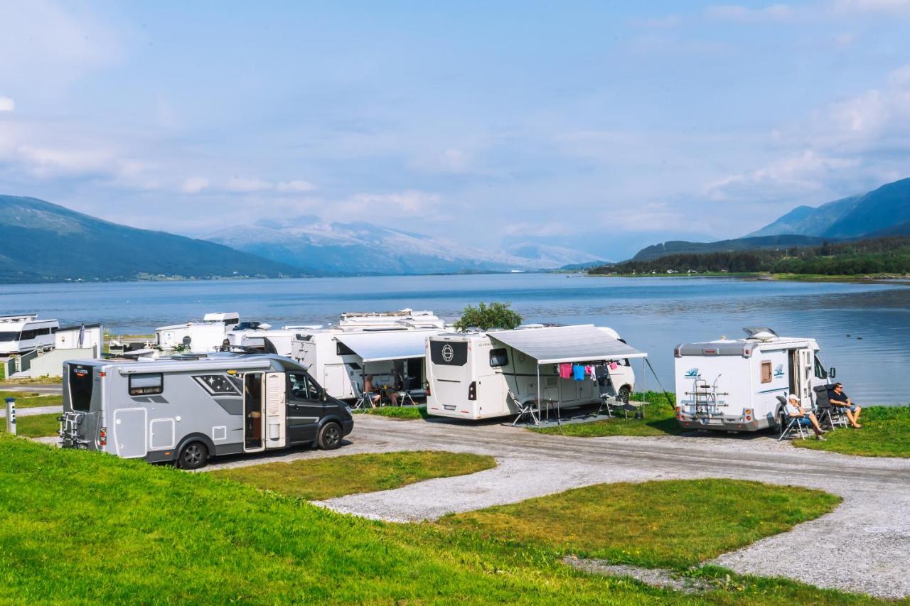 Topcamp Havblikk - Helgeland Nesna Bagian luar foto